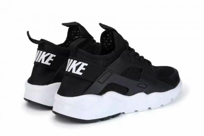 huarache blanche noir